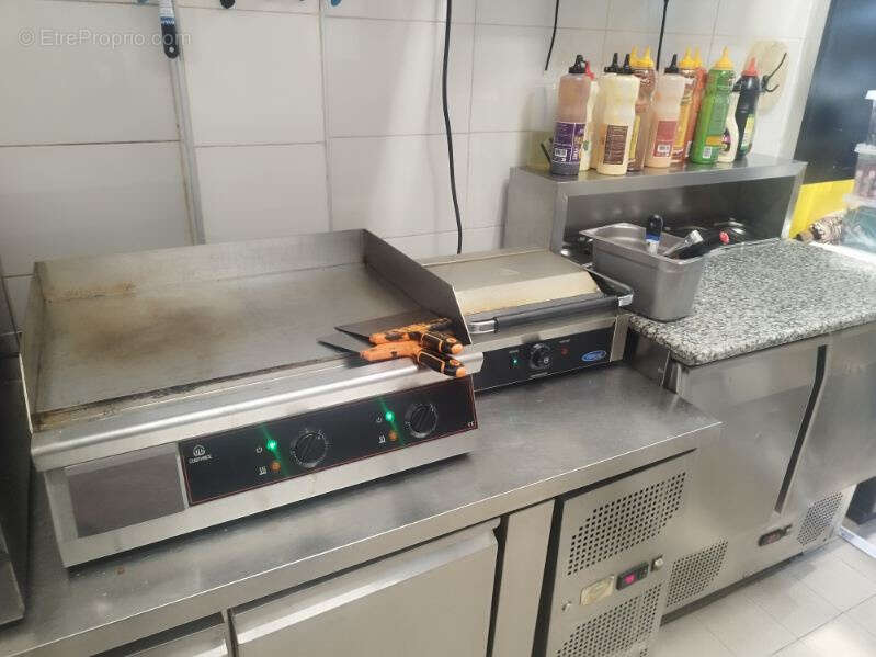 Commerce à LA COURNEUVE