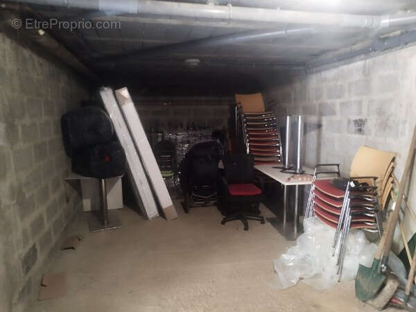 Commerce à SAINT-MARCEL