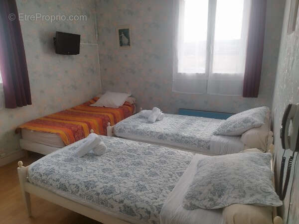 Commerce à SAINT-MARCEL