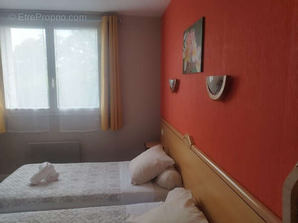 Commerce à SAINT-MARCEL