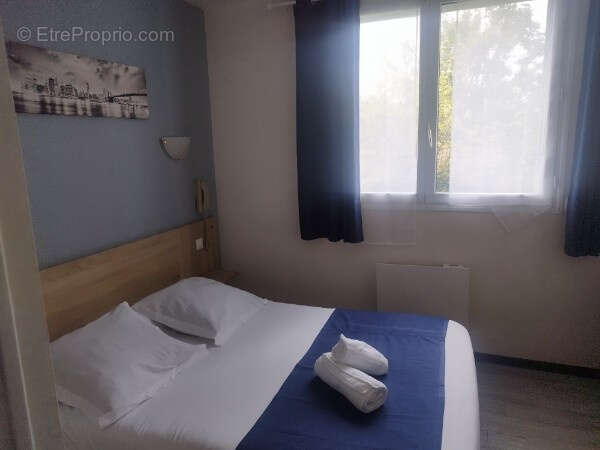 Commerce à SAINT-MARCEL