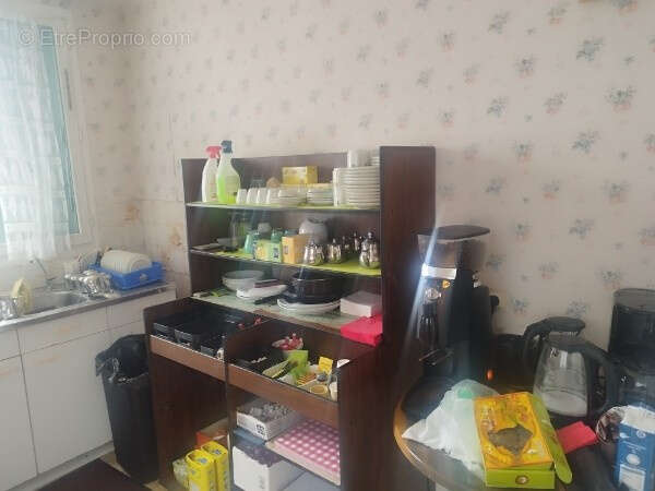 Commerce à SAINT-MARCEL