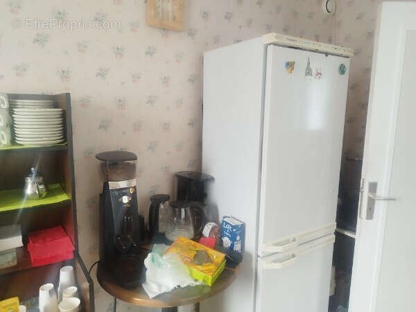 Commerce à SAINT-MARCEL