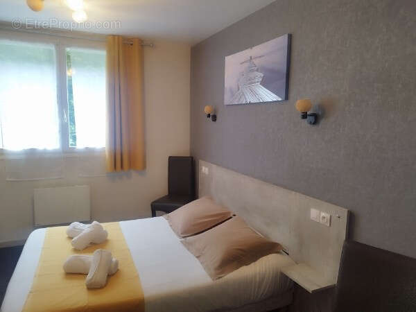 Commerce à SAINT-MARCEL