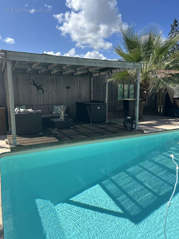 Maison à SAINT-QUENTIN-DE-BARON