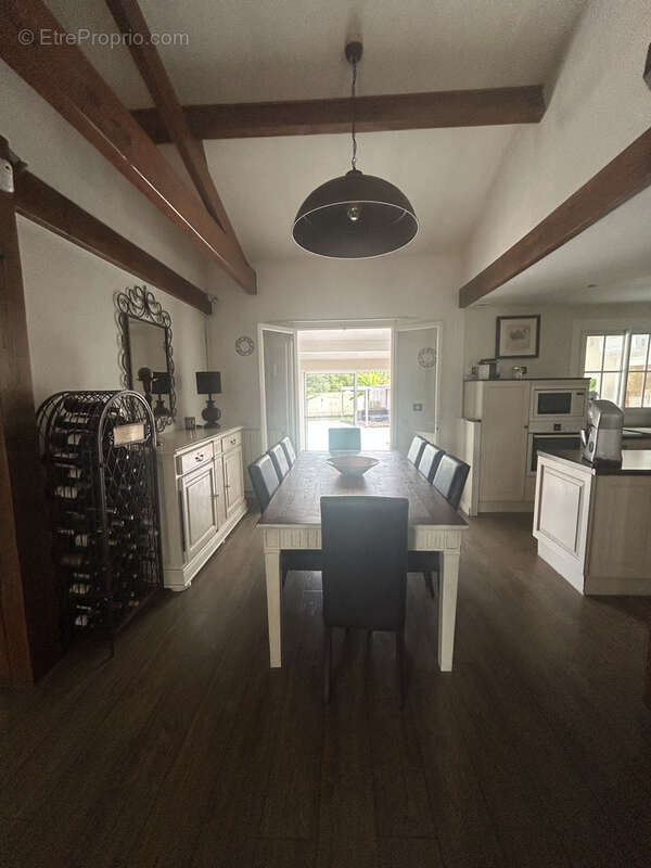 Maison à SAINT-QUENTIN-DE-BARON