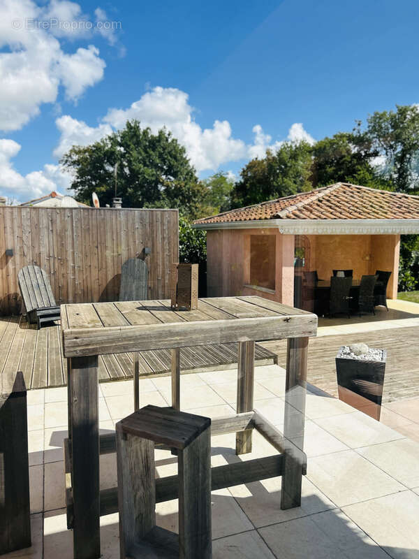 Maison à SAINT-QUENTIN-DE-BARON