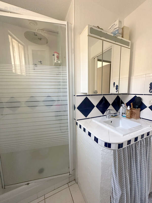 Appartement à MAUGUIO