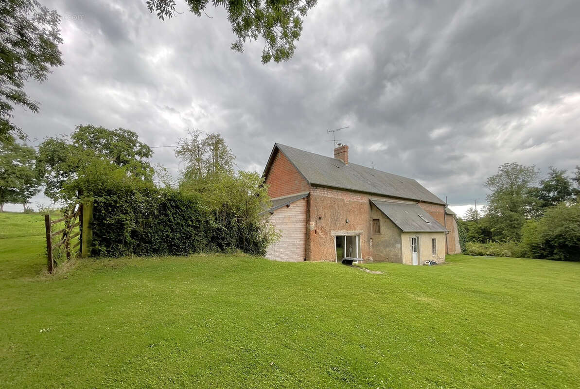 Maison à SAINT-JEAN-DE-DAYE