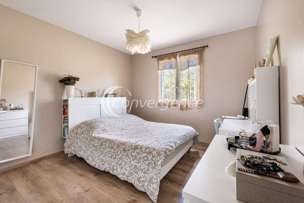 Maison à SAINT-JUNIEN