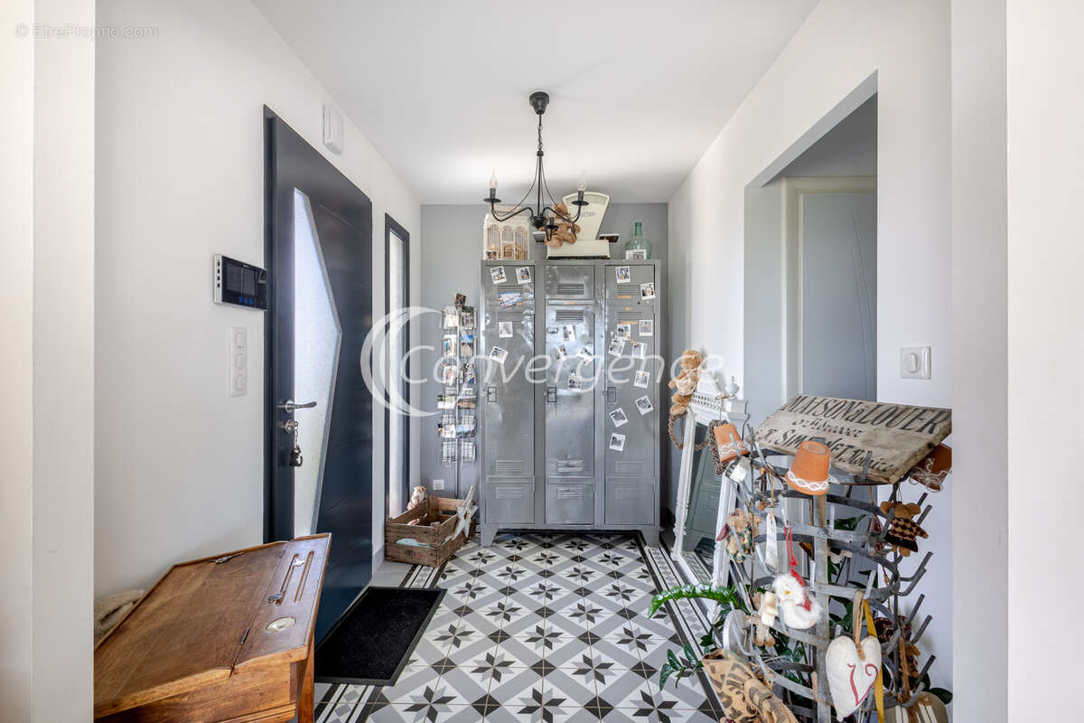 Maison à SAINT-JUNIEN