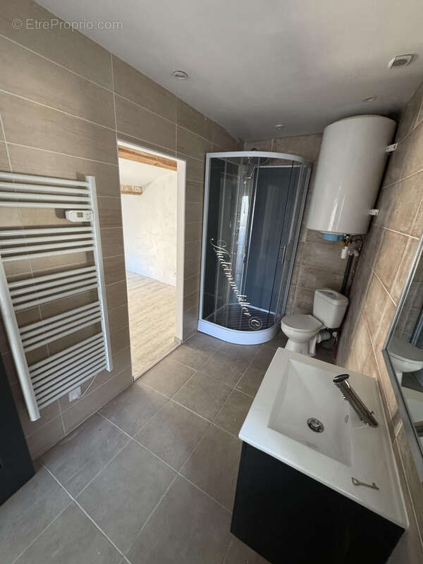 Appartement à MALVIES