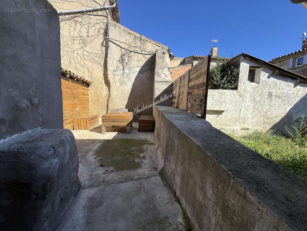 Appartement à MALVIES