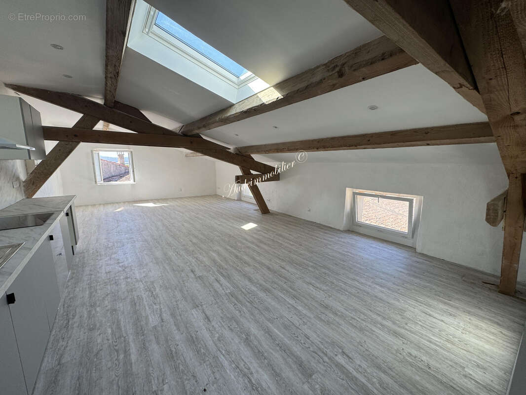 Appartement à MALVIES