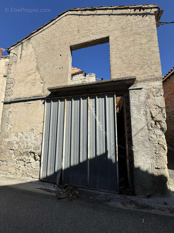 Appartement à MALVIES