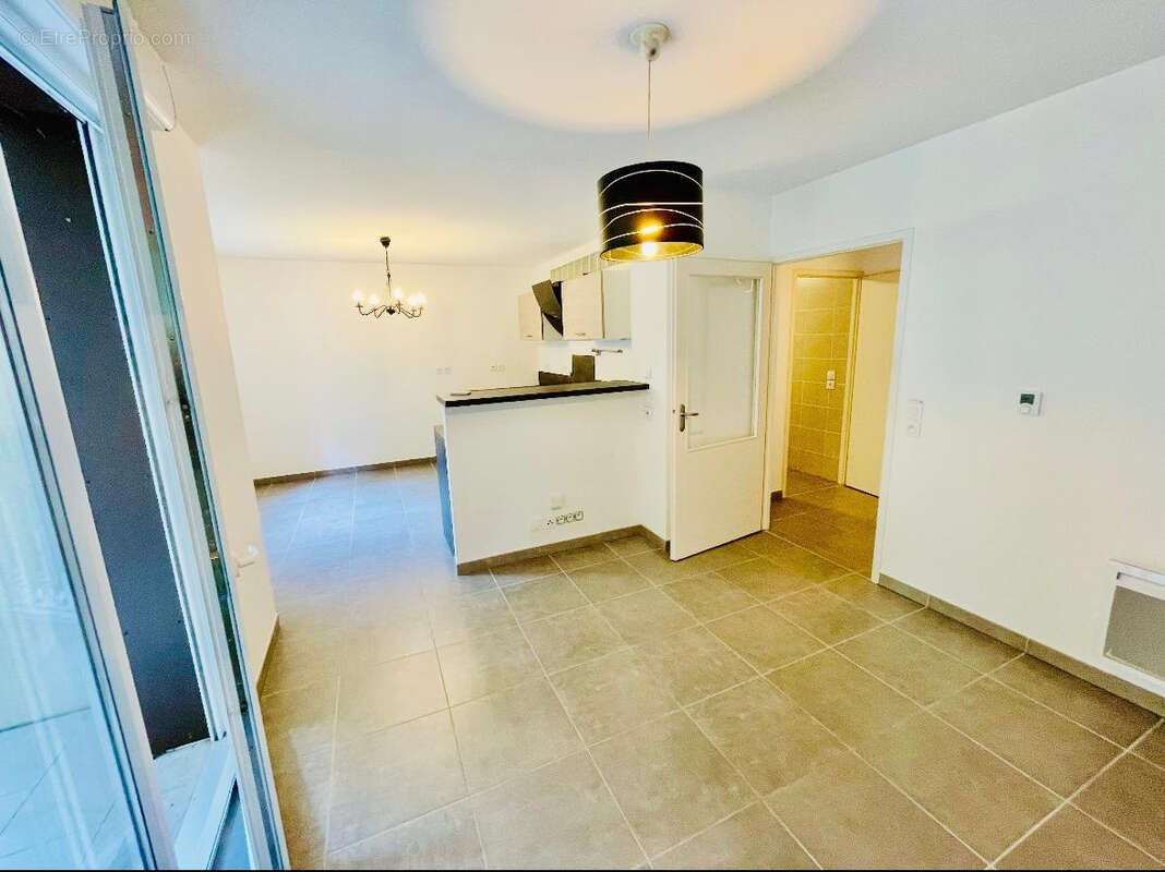 Appartement à POISAT