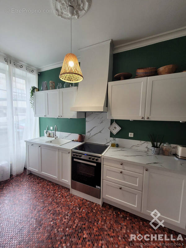 Maison à SAINT-JEAN-D'ANGELY