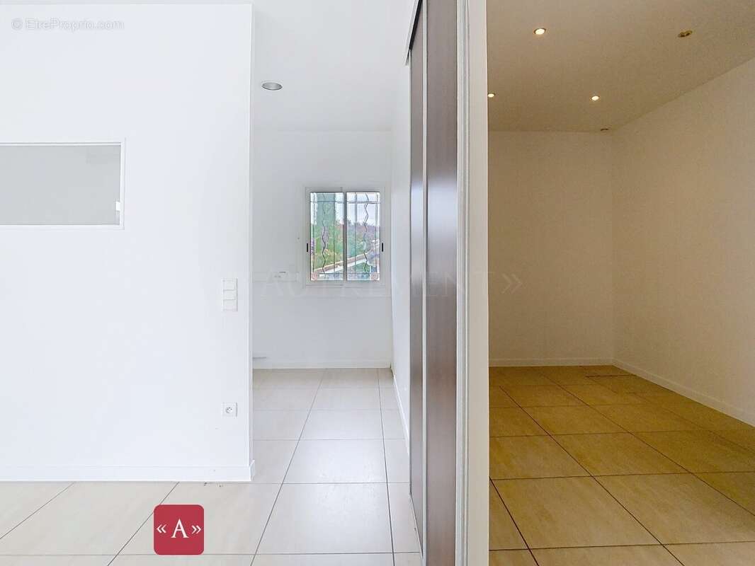 Commerce à BESSIERES