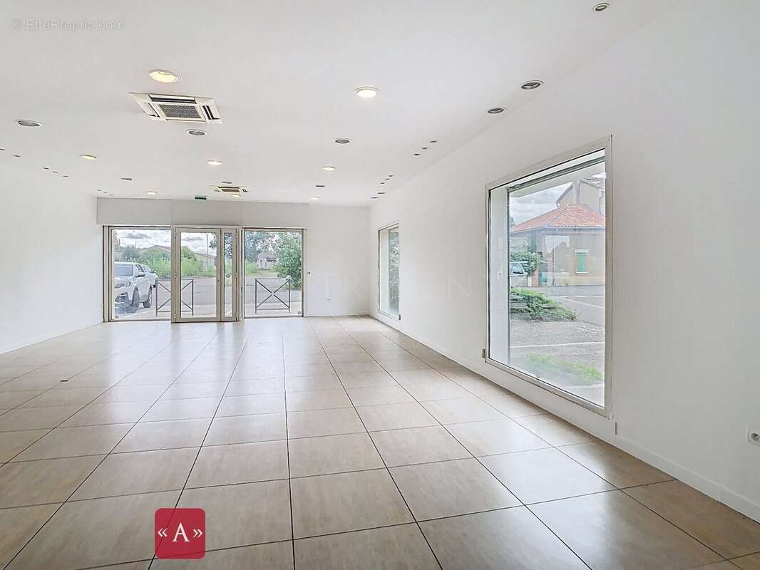 Commerce à BESSIERES