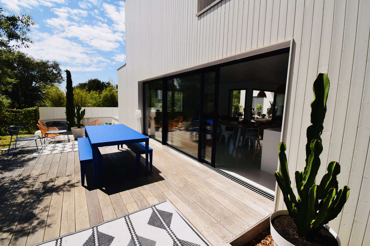 Maison à CASTELNAU-LE-LEZ