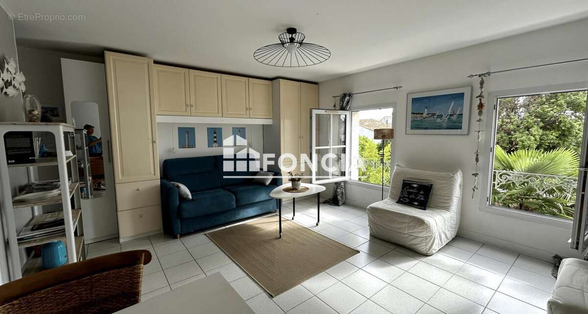 Appartement à SAINT-MARTIN-DE-RE