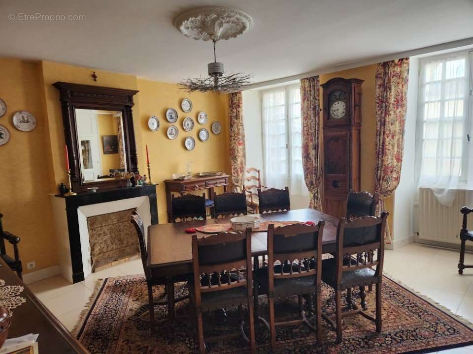 Maison à SAINT-CLAUD