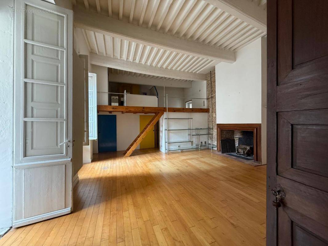 Appartement à CAHORS