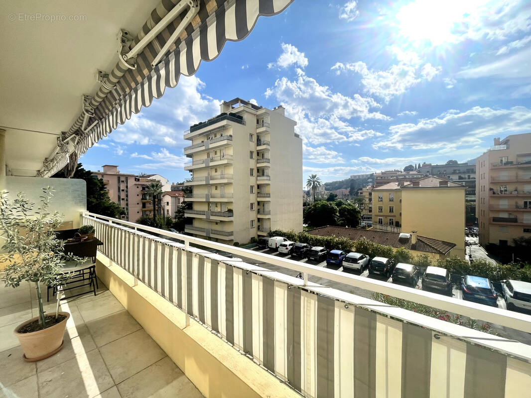 Appartement à MENTON