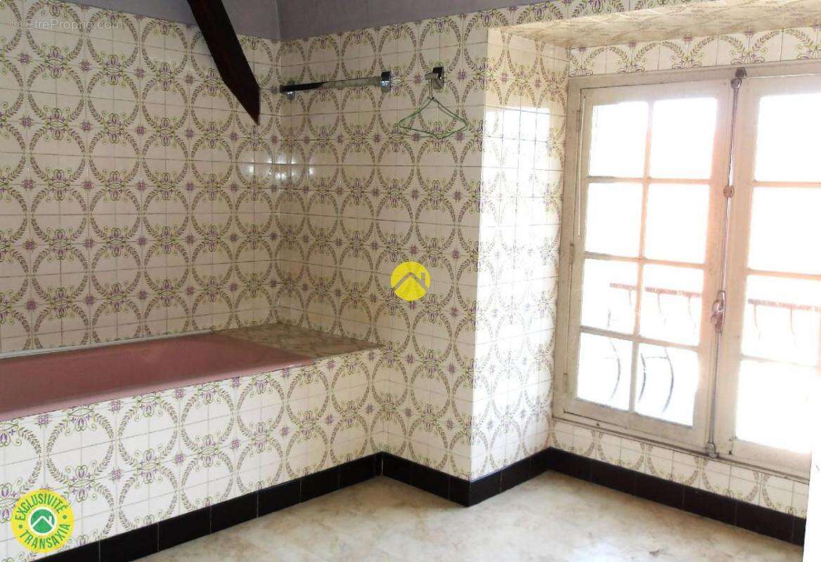 Appartement à LE BUISSON-DE-CADOUIN