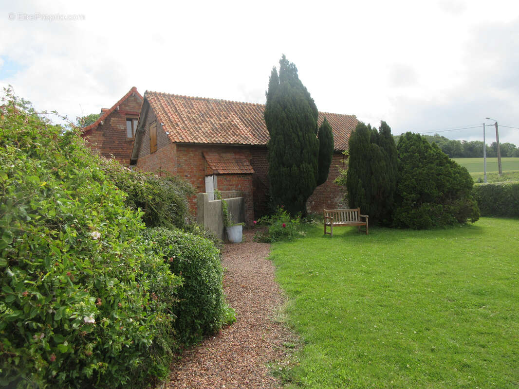Maison à BRUNEMBERT