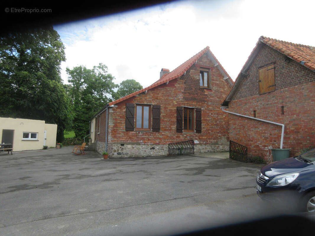 Maison à BRUNEMBERT