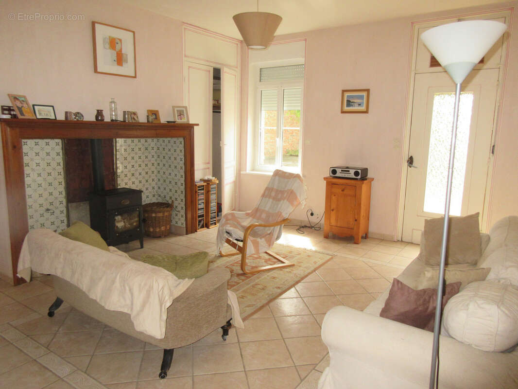 Maison à BRUNEMBERT