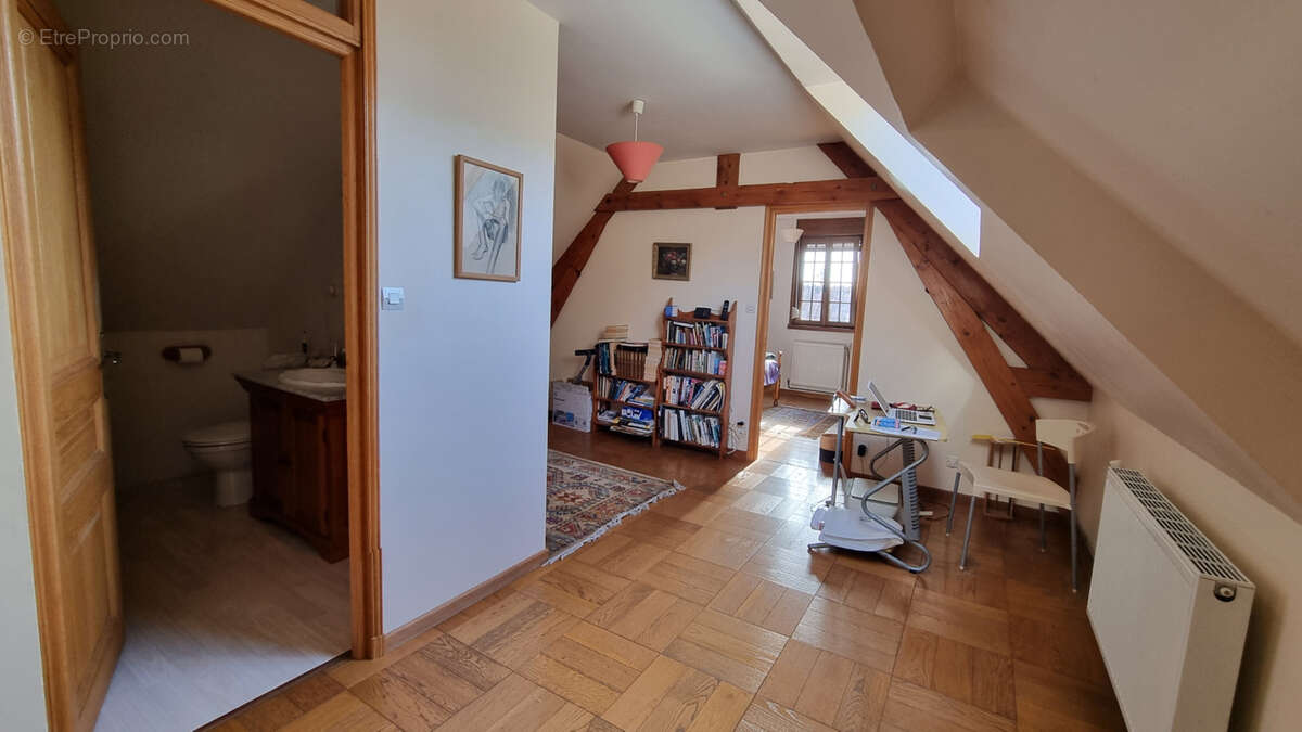 Maison à BRUNEMBERT