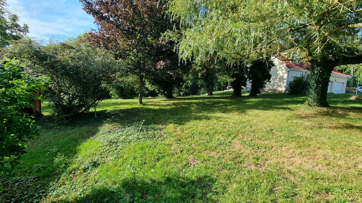 Maison à BRUNEMBERT