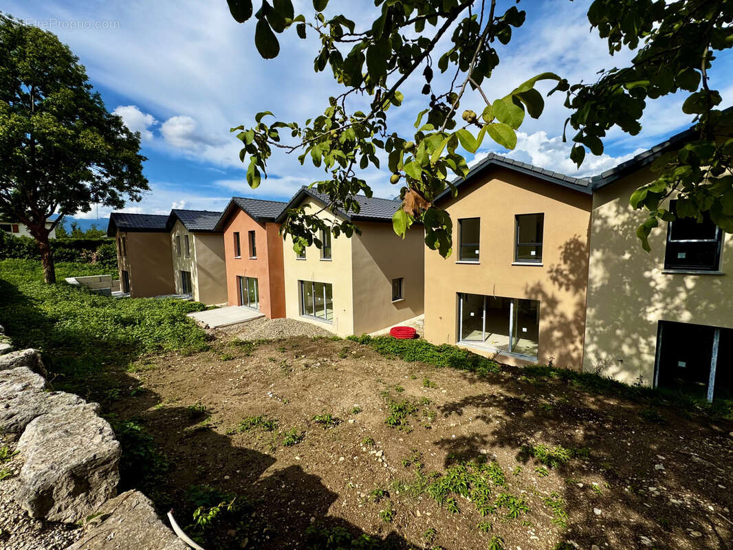 Maison à LA RAVOIRE