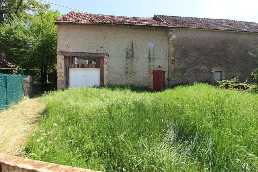 Maison à VARZY