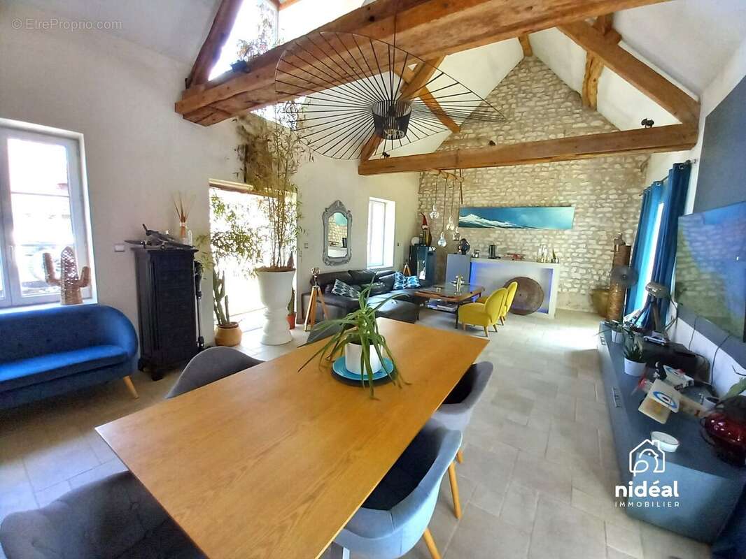 Maison à SAINT-PIERRE-DE-BAILLEUL