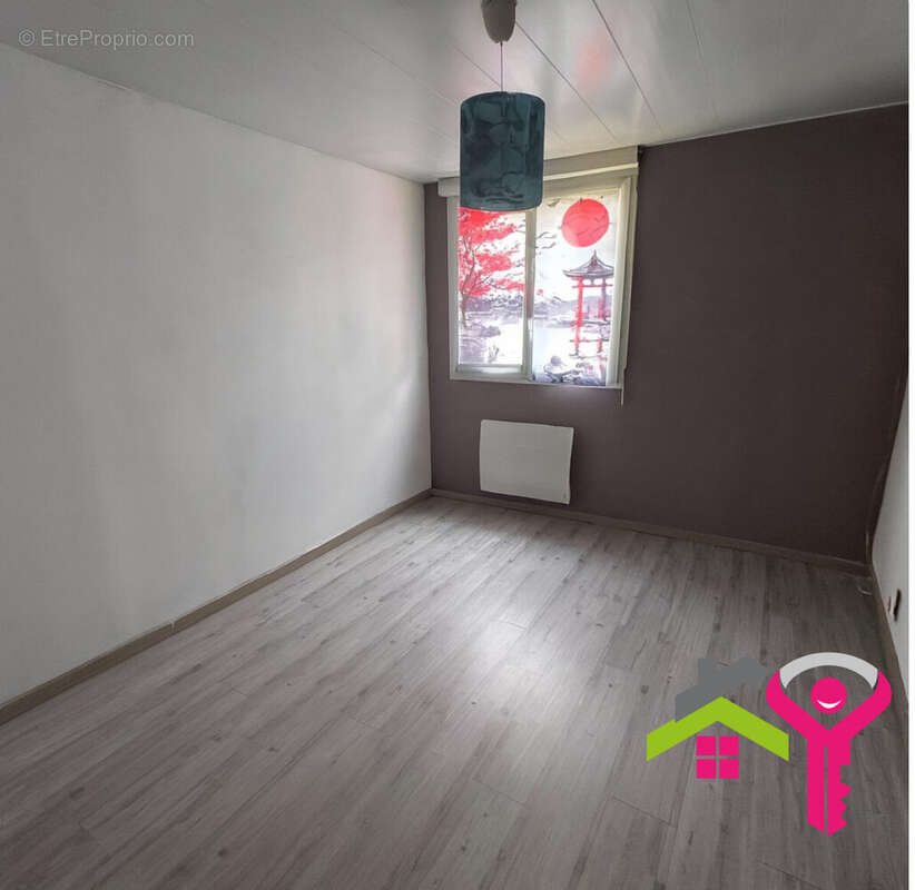 Maison à DOUCHY-LES-MINES