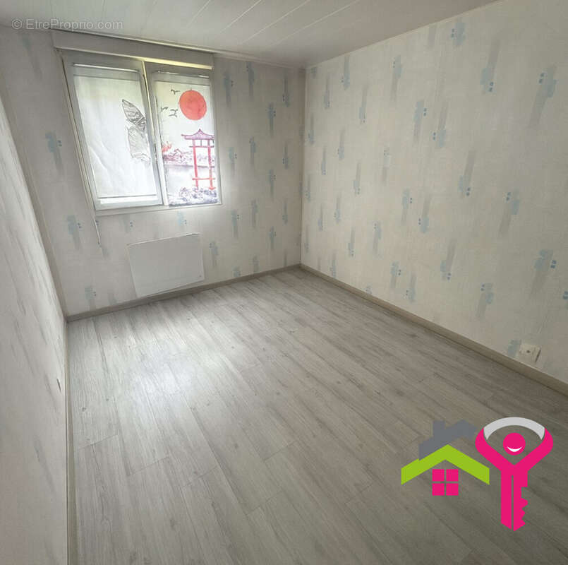 Maison à DOUCHY-LES-MINES