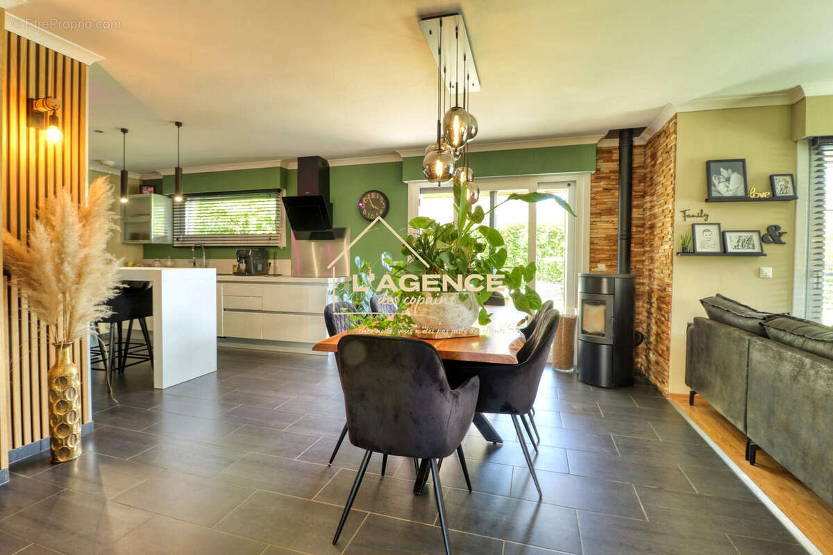 Maison à STEENVOORDE