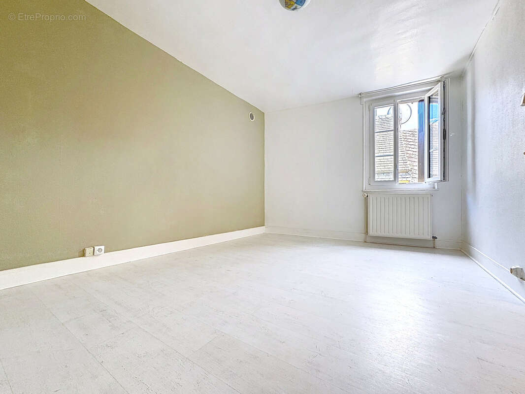 Maison à ROMILLY-SUR-ANDELLE