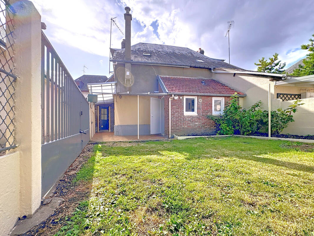 Maison à ROMILLY-SUR-ANDELLE