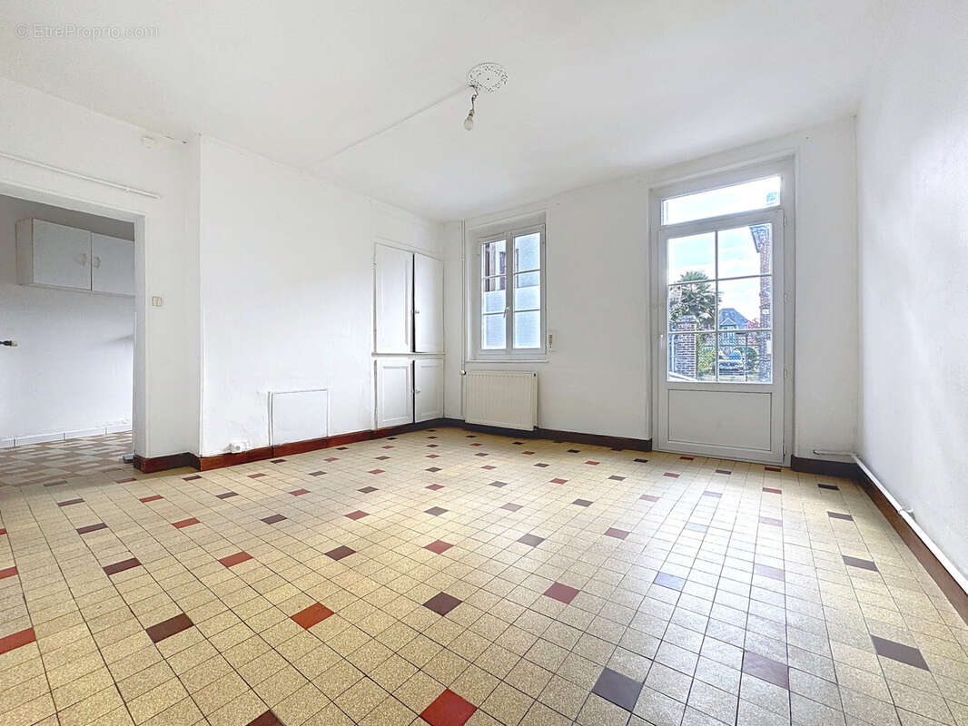 Maison à ROMILLY-SUR-ANDELLE