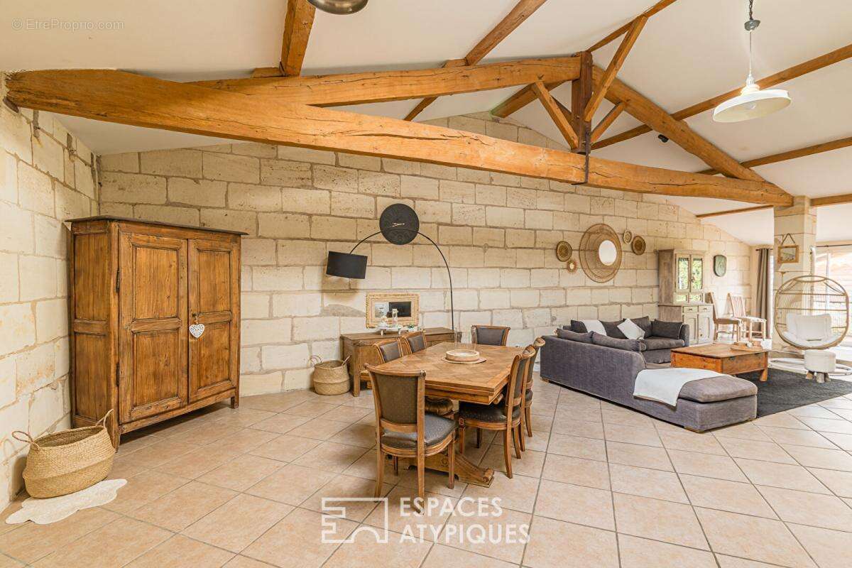 Maison à VILLEGOUGE