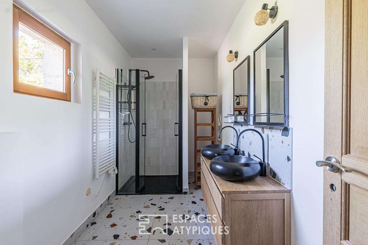 Maison à LA RIVIERE