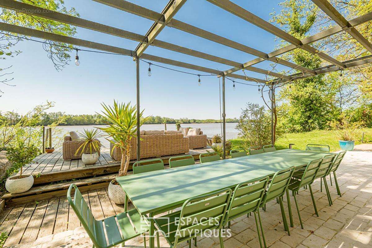 Maison à LA RIVIERE