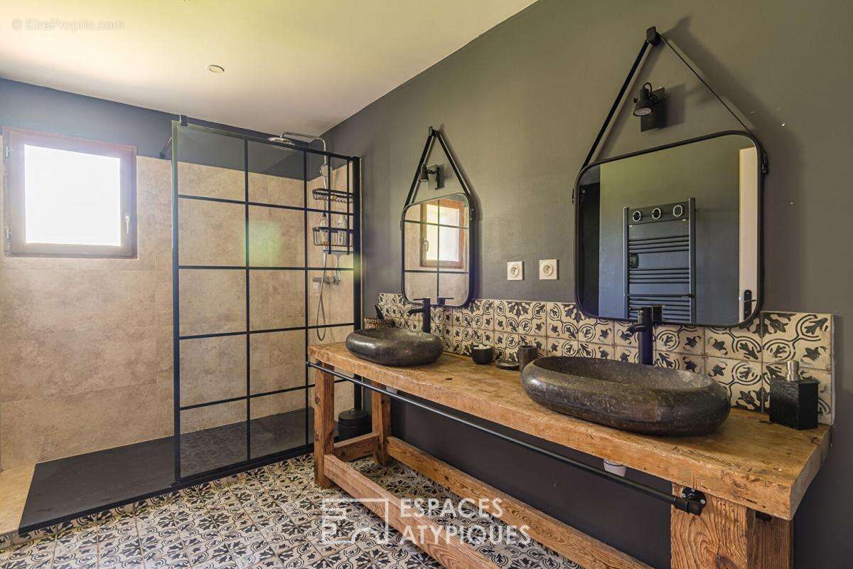 Maison à LA RIVIERE