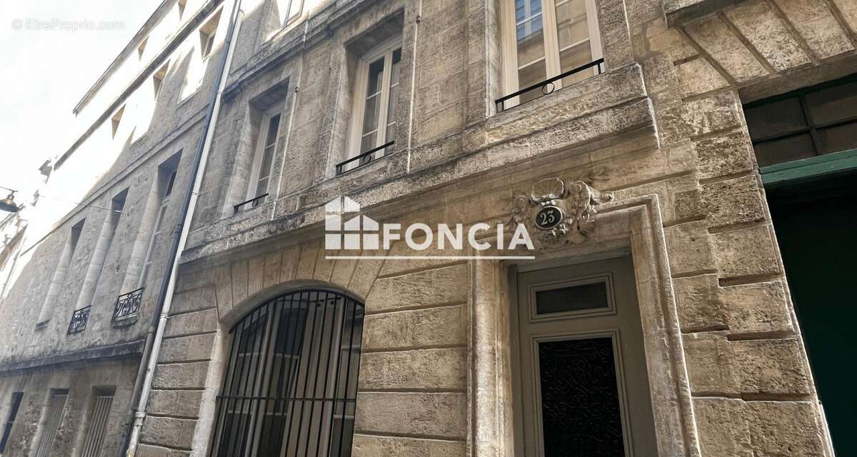 Appartement à BORDEAUX