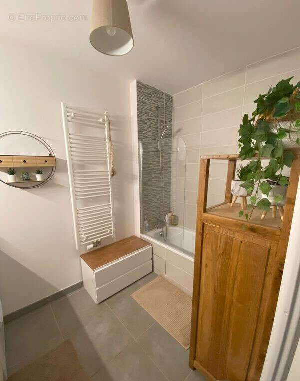 Appartement à MARSEILLE-11E