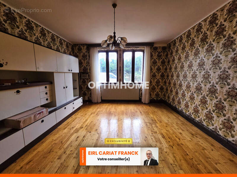 Maison à SAINT-ETIENNE-DE-FURSAC